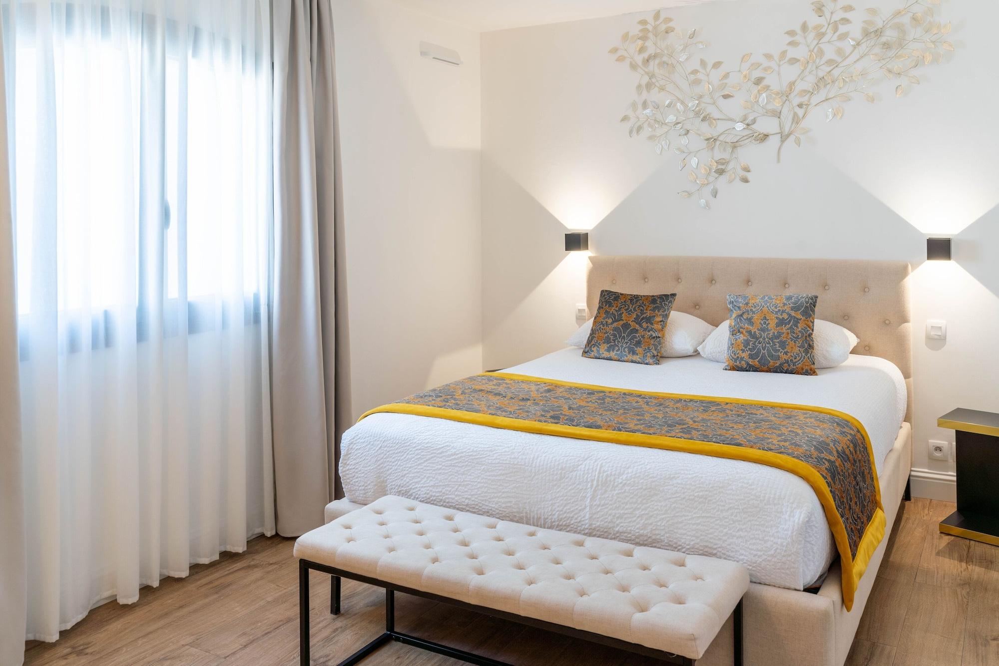Le Confidentiel Hotel & Spa Saint-Raphael  Luaran gambar