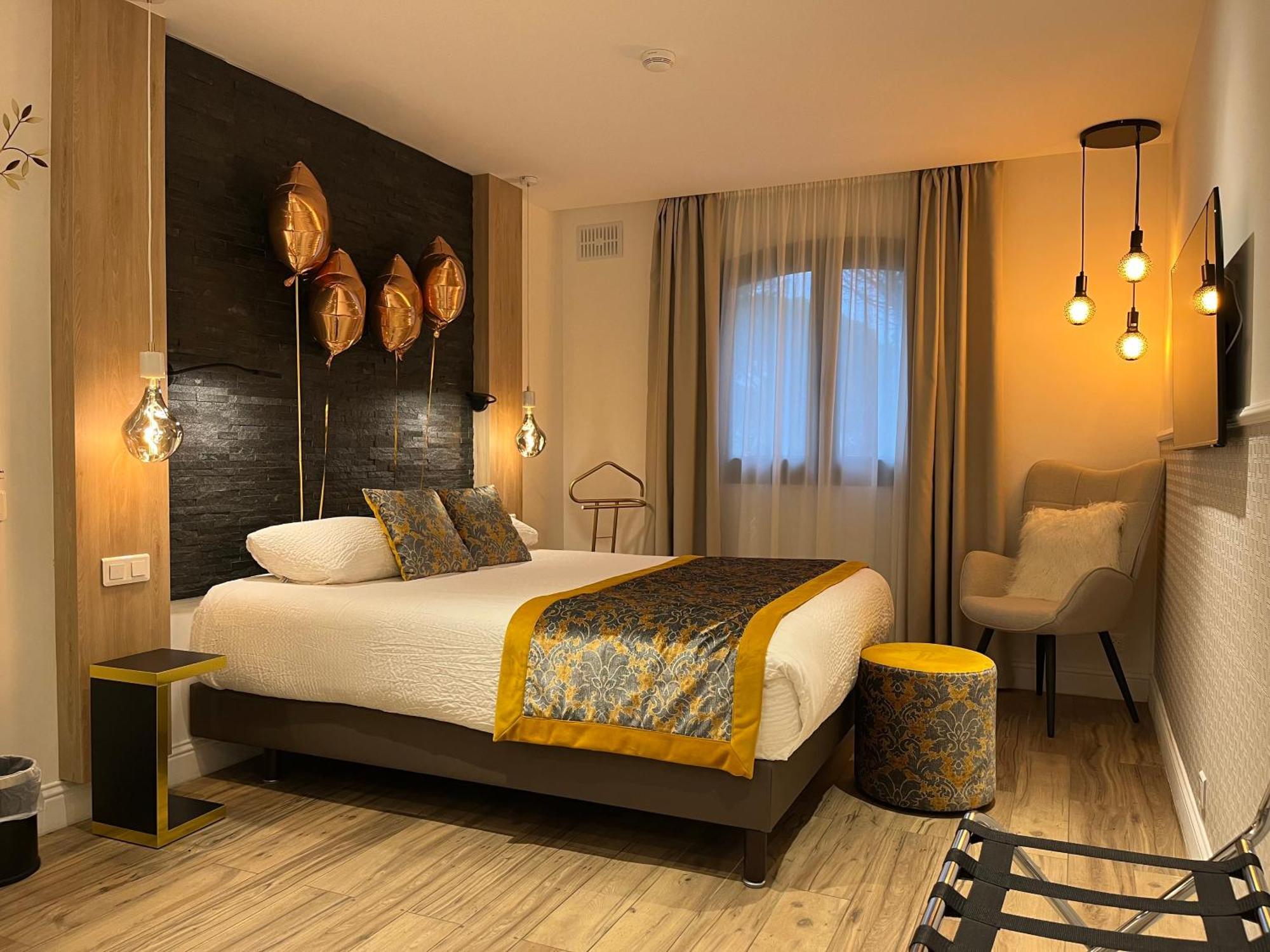 Le Confidentiel Hotel & Spa Saint-Raphael  Luaran gambar