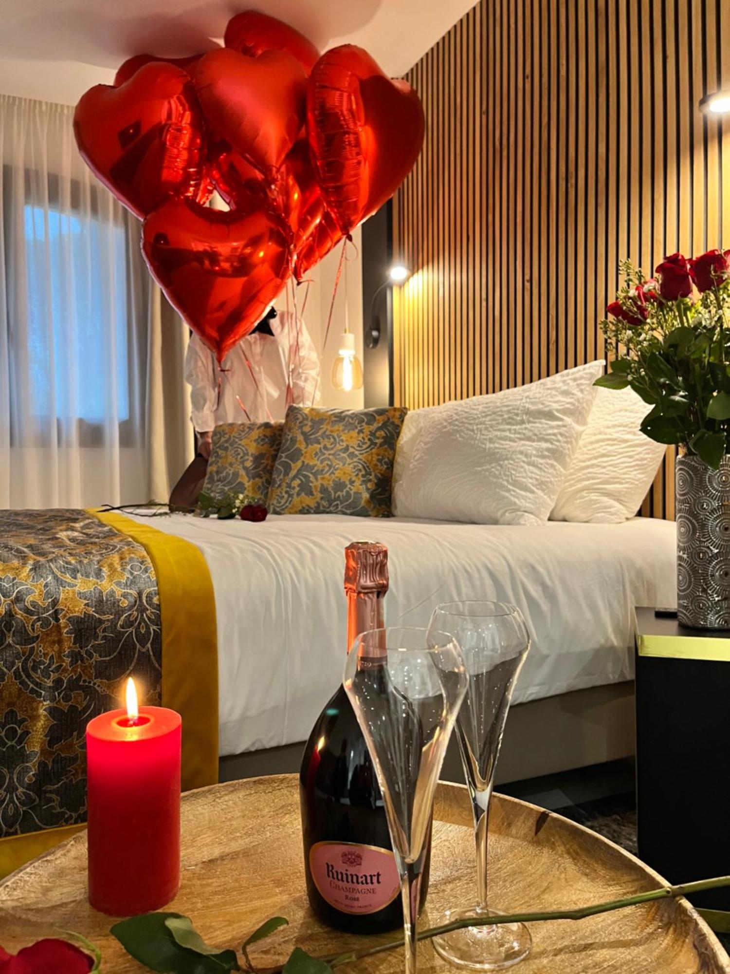 Le Confidentiel Hotel & Spa Saint-Raphael  Luaran gambar