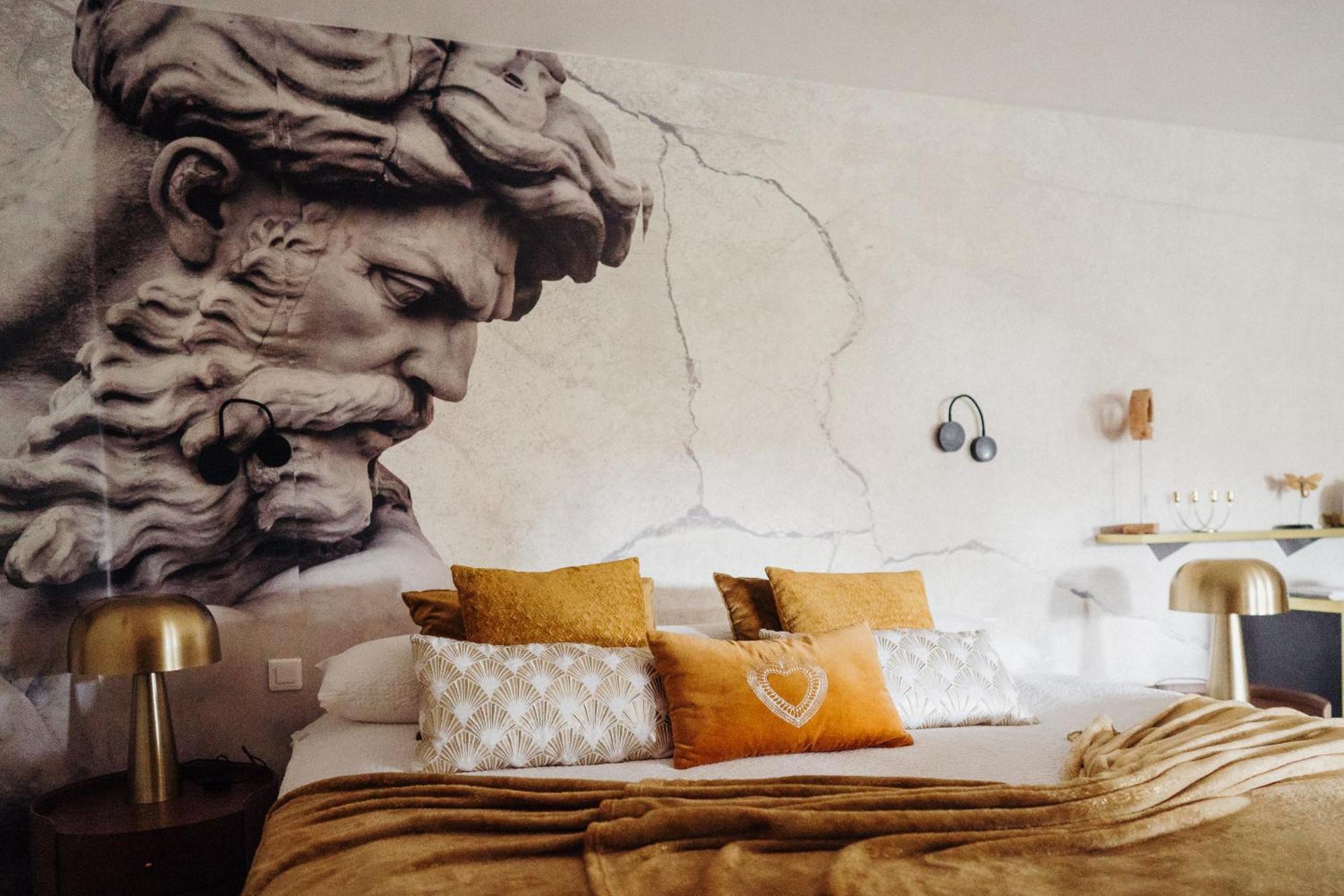 Le Confidentiel Hotel & Spa Saint-Raphael  Luaran gambar