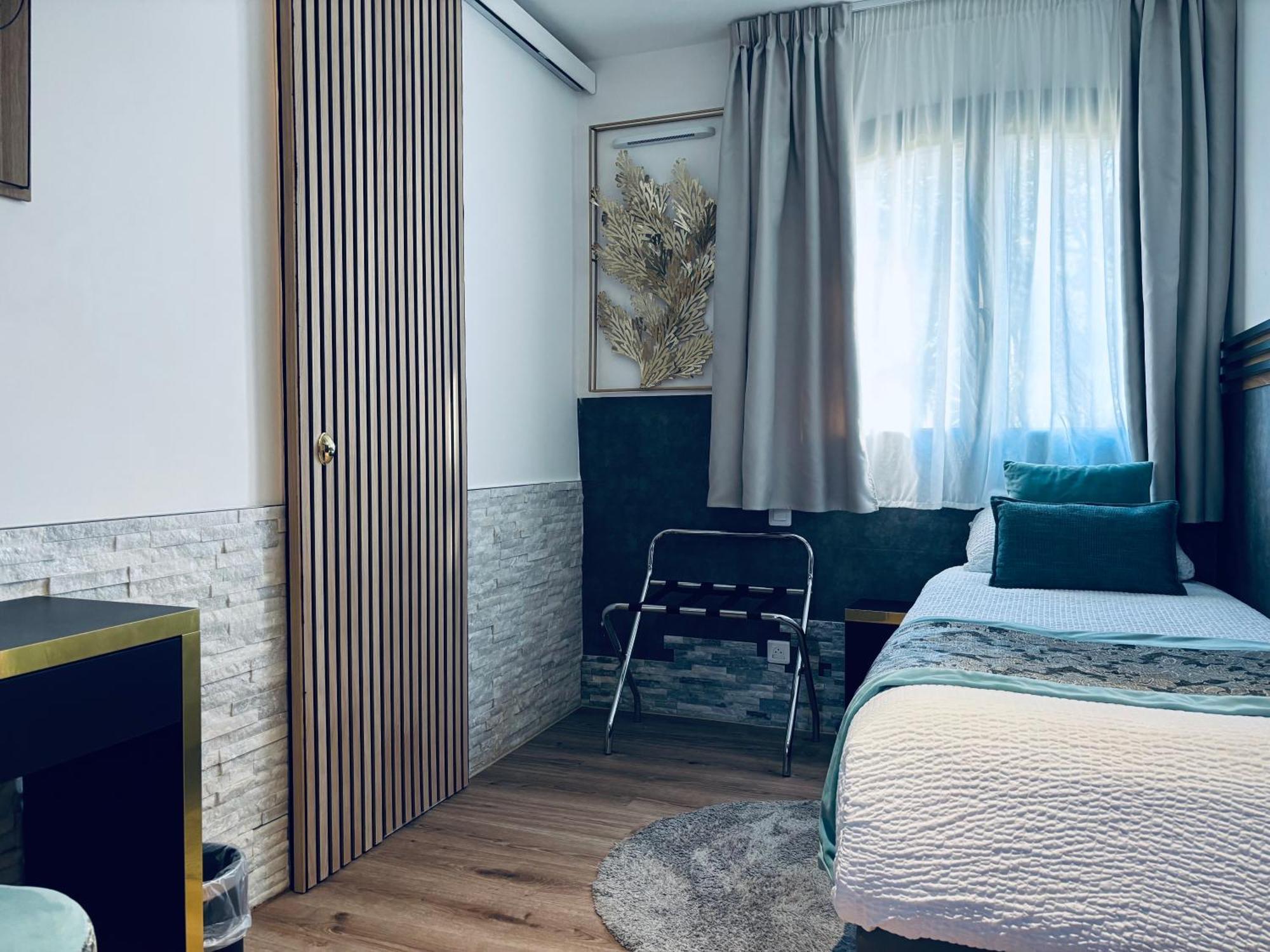 Le Confidentiel Hotel & Spa Saint-Raphael  Bilik gambar