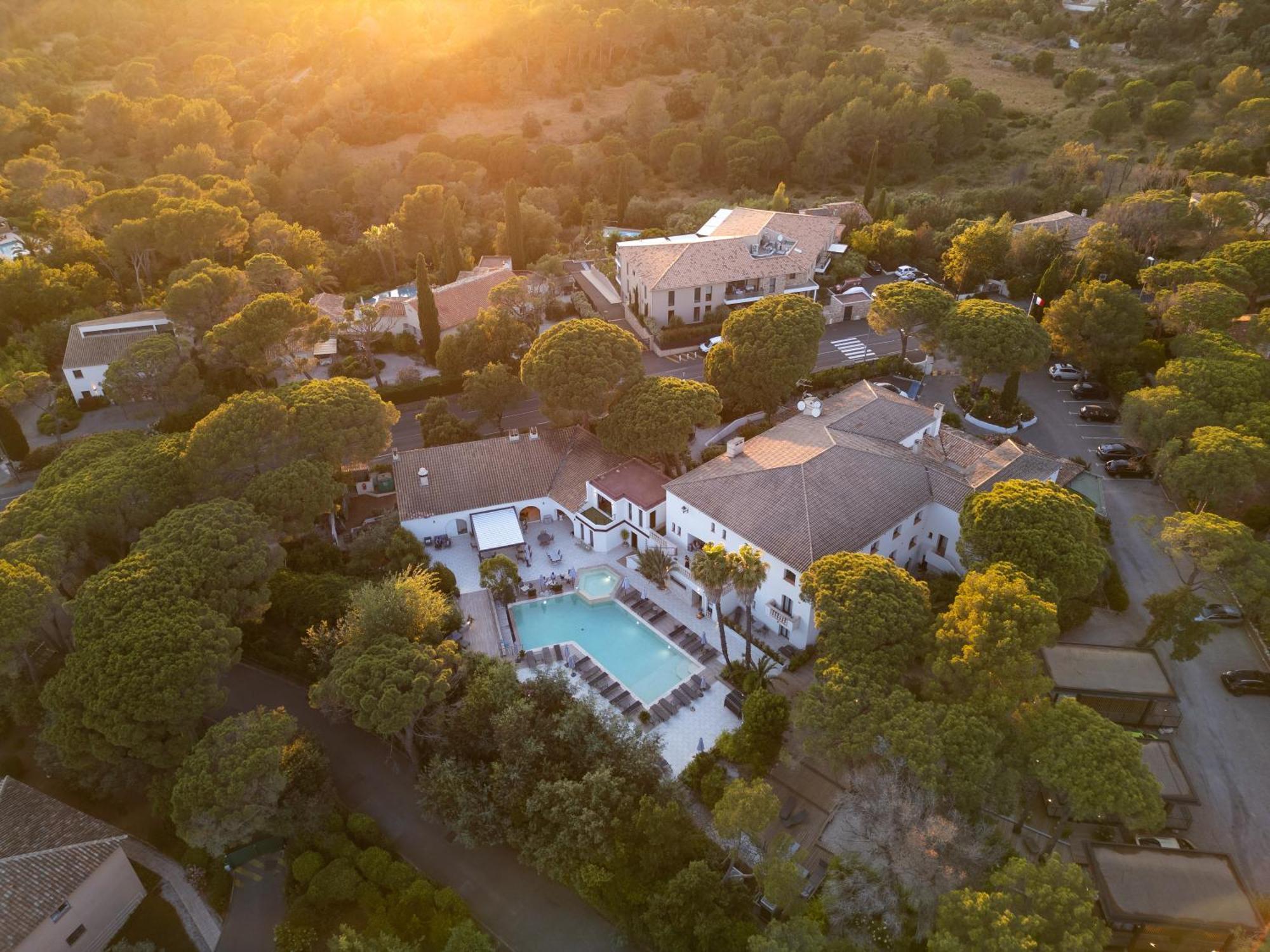 Le Confidentiel Hotel & Spa Saint-Raphael  Luaran gambar