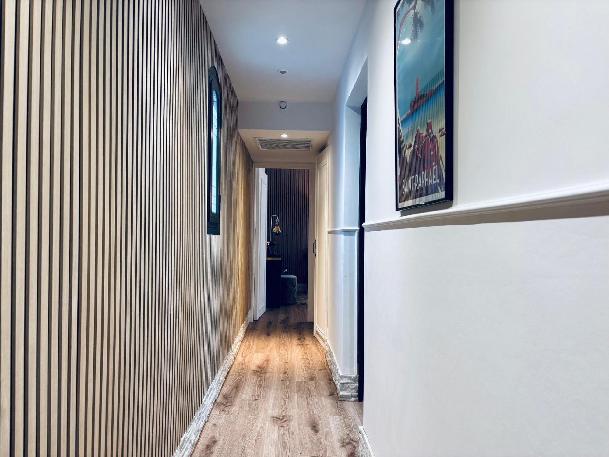 Le Confidentiel Hotel & Spa Saint-Raphael  Bilik gambar